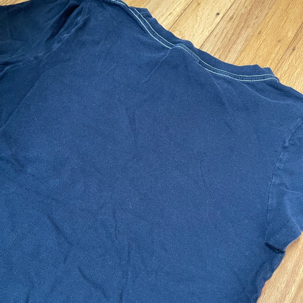 A&F Tee - Picture 13 of 15